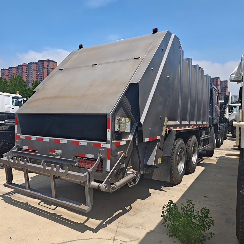 New Sinotruck Howo 6x4 Lift Compactor Garbage Truck