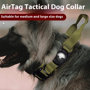 Verstellbares taktisches Hunde halsband für Hunde mit Airtag-Halter - Product Image 2