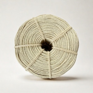 <span class=keywords><strong>Corde</strong></span> en <span class=keywords><strong>sisal</strong></span> blanc blanchi souple et flexible de haute résistance pour la décoration d'animal familier ou le matériel de fibre durable de poteau de griffoir de <span class=keywords><strong>chat</strong></span> - Product Image 5