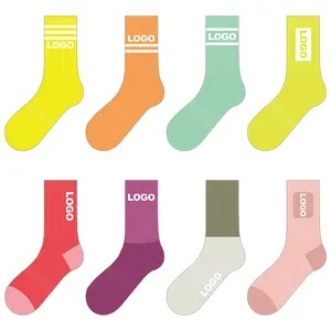 Professional High Elastic Mens Sport Socks Solid Color Designer Premium Tennis Breathable Sport Men Socks Custom Logo