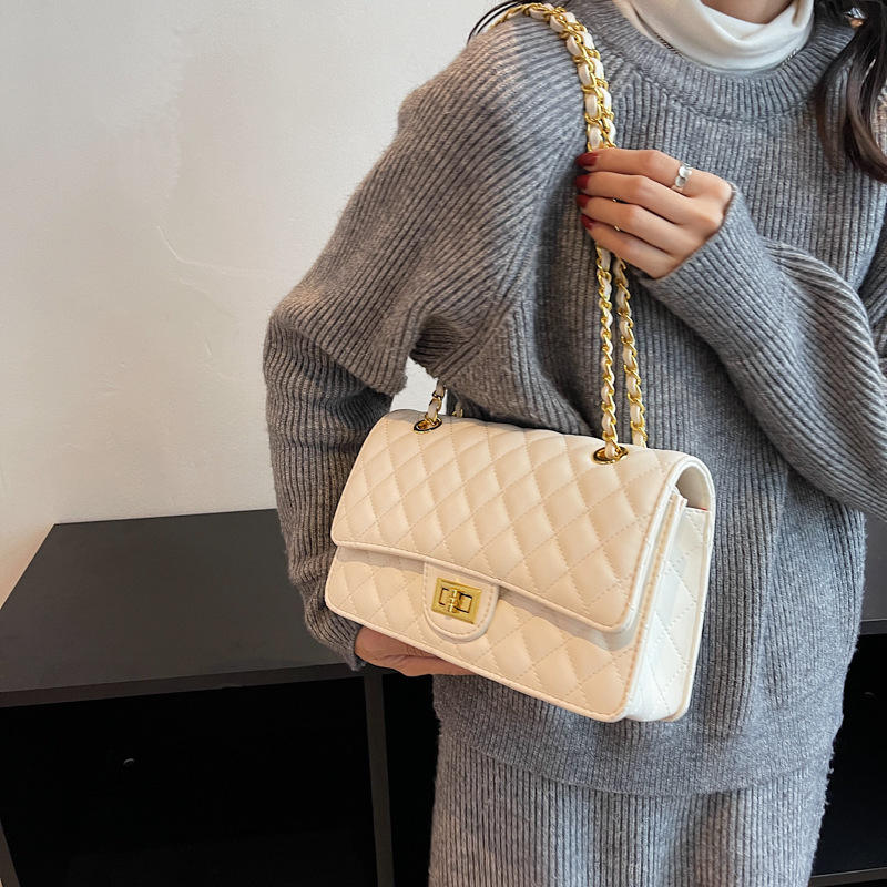 checkerboard pattern white