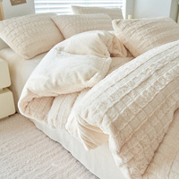 Ensemble de couette moelleux personnalisable Super doux en fausse fourrure organique en polaire Literie 3 pièces Ensemble de housse de couette en peluche pour usage hôtelier