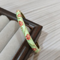 Nouveau bracelet à maillons en alliage plaqué or, motif floral, style ethnique rétro, luxe léger, sensation haut de gamme