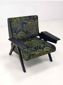 <span class=keywords><strong>Chaise</strong></span> de canapé rembourrée moderne à rayures avec cadre en bois et accoudoirs, confort élégant pour le salon, le bureau et l'hospitalité - Product Image 6
