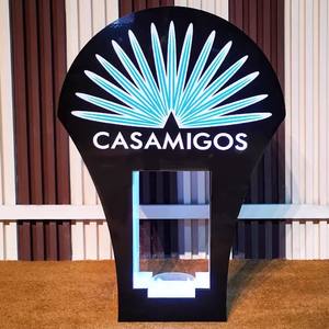 Led <span class=keywords><strong>Bouteille</strong></span> de <span class=keywords><strong>Champagne</strong></span> Glorifier Personnalisé Acrylique Signes Liqueur <span class=keywords><strong>Bouteille</strong></span> Affichage Lumineux <span class=keywords><strong>Bouteille</strong></span> Présentateur pour Boîte de Nuit - Product Image 4