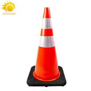 सर्वश्रेष्ठ गुणवत्ता 12 "pvc ट्रैफिक शंकु परावर्तक लचीला बैरिकेड काले आधार सुरक्षा नारंगी शंकु - Product Image 1