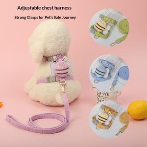 Coleira Ajustável para Cães com Padrão de Abelha, Cinta de Peito para Passeio, Ideal para Cães Pequenos e Médios - Product Image 3