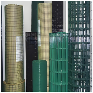 Vente flash : Rouleau de clôture de jardin en fil soudé revêtu de PVC noir, 24 pouces x 50 pieds, 2 pouces x 3 pouces, 16GA - Product Image 4