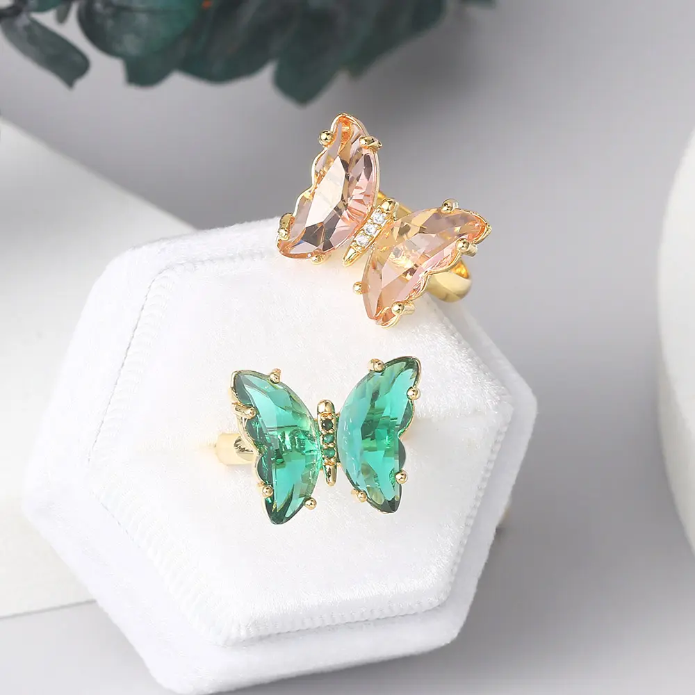 제조 직접 판매 한국 새로운 디자인 패션 보석 3D 유리 크리스탈 나비 오픈 반지 조절