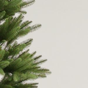 ต้นคริสต์มาสประดิษฐ์คุณภาพสูงสีเขียวพร้อมไฟ LED สีขาวอบอุ่น ดีไซน์พับได้ ตกแต่งด้วยลูกสน สำหรับใช้ภายในอาคาร - Product Image 4