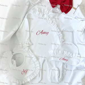 Vestiti per neonato arruffati Footie Pima cotone Outfit per bambina che torna a casa completo con cappelli, set di tute con bavaglino - Product Image 3