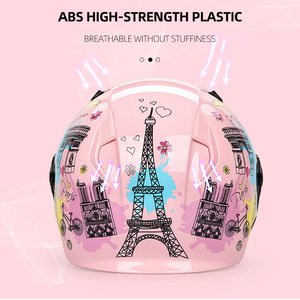 Casques de moto et de vélo à visage intégral avec impression de dessins animés mignons de premier ordre - Product Image 1
