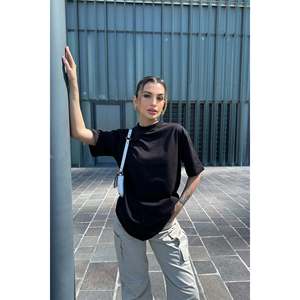 T-shirt noir décontracté avec inscription imprimée au dos, tailles XS XXS XL, style ajusté pour l'été, fabriqué en tissu tricoté Spandex Soie Polyester - Product Image 2