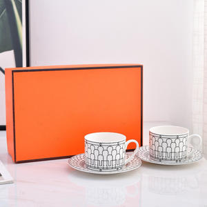 Tazas y Platillos de Café de Cerámica de Lujo Europeo, Porcelana de Hueso para 2 Personas, para Sala de Estar y Regalos - Product Image 1