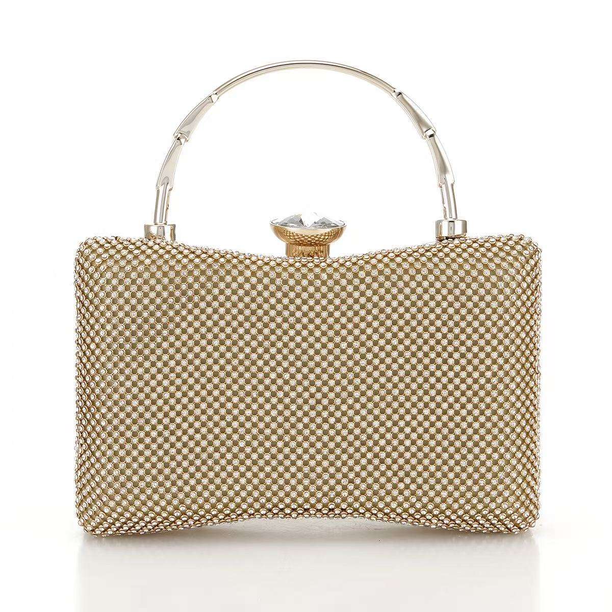 โกลเด้น