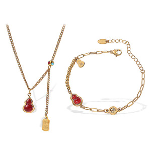 Stainless Steel Resin Gourd Pendant Necklace Fashionable High-End Gift Jewelry - Product Image 5