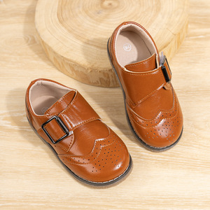 Nuevo Estilo de Zapatos Escolares de Baile para Niñas y Niños, con Suela Suave y Diseño Hueco de Cuero PU - Product Image 2