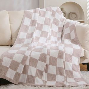 High Quality Super Fluffy Microfiber 50*60" Checkered Jacquard Knitted Eco-Friendly Skin-Friendly All-Season <b>Blanket</b> for Home - Product Image 2