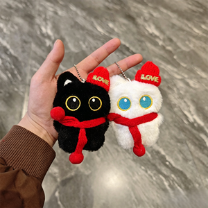 Porte-clés en peluche pendentif chat noir mignon fraise fraîche, ornement à suspendre pour sac d'école d'étudiant - Product Image 6
