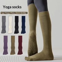 Chaussettes de yoga en coton tricoté à cinq doigts et tube long pour femmes, antidérapantes, à compression pour le mollet, idéales pour le Pilates, la course et le cyclisme