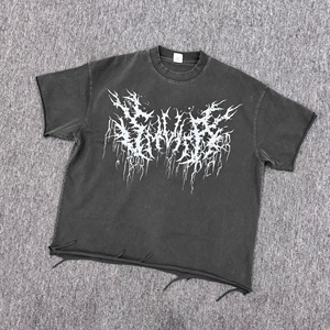 <span class=keywords><strong>T</strong></span>-<span class=keywords><strong>shirt</strong></span> Oversize Distressed con Grafica Stile Streetwear, Lavaggio Boxy, del Produttore di Abbigliamento Streetwear - Product Image 3