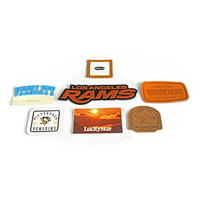 Parches de Cuero PU Personalizados, Etiquetas con Logotipo en Relieve 3D para Gorras, Etiquetas para Ropa Deportiva, Accesorios para Prendas Cosidos, Venta al Por Mayor OEM