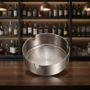 Cenicero Redondo de Acero Inoxidable Plateado para Escritorio con Ranuras de Apoyo para Restaurante y Bar - Product Image 2