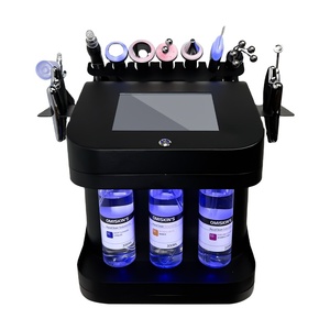 Machine de beauté faciale portable 11-en-1 à bulles d'eau, jet d'oxygène et microdermabrasion, idéale pour les salons – Nouveauté très demandée - Product Image 1