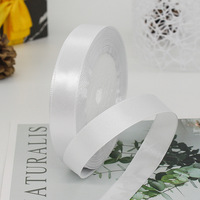 Vente en gros 1.5cm de large ruban de satin polyester pour la décoration de boîte d'emballage de bonbons de mariage et l'emballage de cadeau 22m ruban imprimé