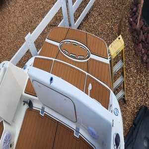 Alfombrilla de Espuma EVA para Plataforma de Baño y Cabina de Barco Glastron 249 2002, Estilo SeaDek Gatorstep, Autoadhesiva, Imitación Madera de Teca - Product Image 2