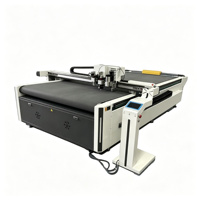 Machine de découpe numérique CNC à plat pour emballages en carton, rouleaux de vinyle, bannières flexibles, autocollants et décalcomanies automobiles
