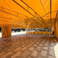 Tente rectangulaire durable et mobile de type extensible sans parois latérales en tissu PVC imperméable toutes saisons pour la restauration