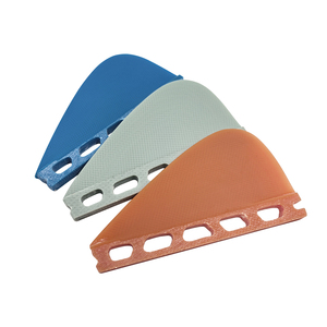 2025 nueva aleta pequeña para centro de Surf tamaño KC(1 unids/set) <span class=keywords><strong>aletas</strong></span> de tabla de surf de fibra de vidrio de Color personalizado para deportes acuáticos - Product Image 5