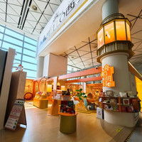 Conception de magasin de détail, projet OEM/ODM, comptoir d'exposition, vitrine, éclairage LED, solution complète pour centre commercial