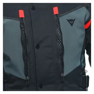 Veste de moto imperméable Gore-Tex Carve Master 3 en noir ébène rouge lavared avec pantalon fabriqué en Italie - Product Image 2
