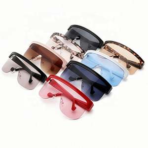 Gafas de Sol Cuadradas con Estampado Vintage de Moda al por Mayor, Protección UV400, Montura Media, de una Pieza, Extra Grandes, para Hombre y Mujer, 2021 - Product Image 4