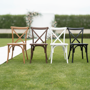 Chaise en plastique imitation bois à dossier en X, durable et empilable, idéale pour la location d'événements et <span class=keywords><strong>de</strong></span> banquets - Product Image 1