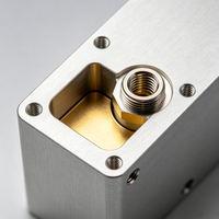 Boîtier d'amplificateur de puissance RF en aluminium usiné sur mesure par CNC, dissipateur thermique pour station de base 5G, pièces OEM de cavité RF pour télécommunications
