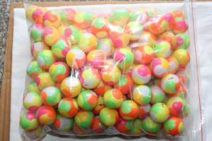 Barato 3,0 cm ABS plástico malabares bola CE certificado deportes juguete para máquinas expendedoras - Product Image 4