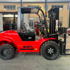 Montacargas SNSC de <span class=keywords><strong>3</strong></span> Toneladas con Motor Diésel, Frenos de Disco Húmedos, Cabina para Operador, Certificación de Seguridad ROPS/FOPS - Product Image 1