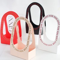 Boîtes de transport de fleurs de luxe imprimées sur mesure, sacs à fleurs en papier imperméable avec poignée pour bouquets, vente en gros