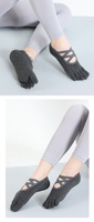 Fabricant de bandes élastiques à 5 orteils en coton avec logo personnalisé Chaussettes de fitness Pilates Chaussettes de yoga antidérapantes pour femmes