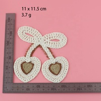 Patch brodé en crochet de coton fait main motif cerise, appliqué soluble dans l'eau à coudre pour vêtements, vestes, sacs, chapeaux, cheveux