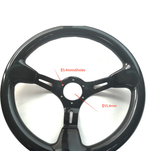 Volant de voiture en fibre de carbone personnalisé en usine, très demandé pour tous types de voitures de course - Product Image 3
