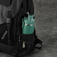 Bouteille d'eau isotherme en acier inoxydable à double paroi de grande capacité de 750 ml pour les sports de plein air, personnalisable, avec poignée