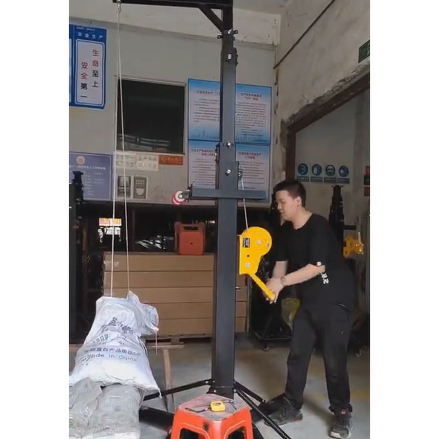 Line Array Speaker Stand Professional Hand-cranked Lifting Speaker Bracket Metal Floor-standing Speaker Three-legged Audio