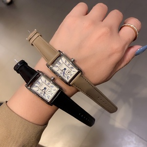 Montre Longinesing compacte et élégante avec cadran carré blanc, chiffres romains, index des heures, calendrier étanche, en acier inoxydable - Product Image 4