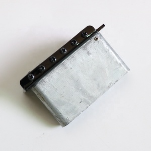 Donlis Vintage Bent Saddle Black Guitar Tremolo Bridge pour guitare ST avec bloc de taille standard et barre <span class=keywords><strong>Whammy</strong></span> - Product Image 6