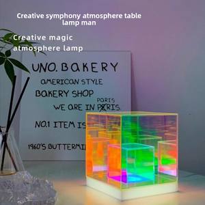 E-Sports Acrílico para Rubik's Cube Lámpara de mesa Cubo brillante Fuente de luz LED Colorido Adorno de escritorio Táctil para instalación de arte - Product Image 3