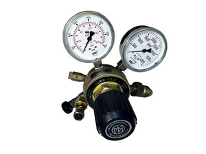 Régulateur de gaz double Accutrol <span class=keywords><strong>7810</strong></span> Western Enterprises 4000 Psi, neuf, original, Spot Plc - Product Image 1